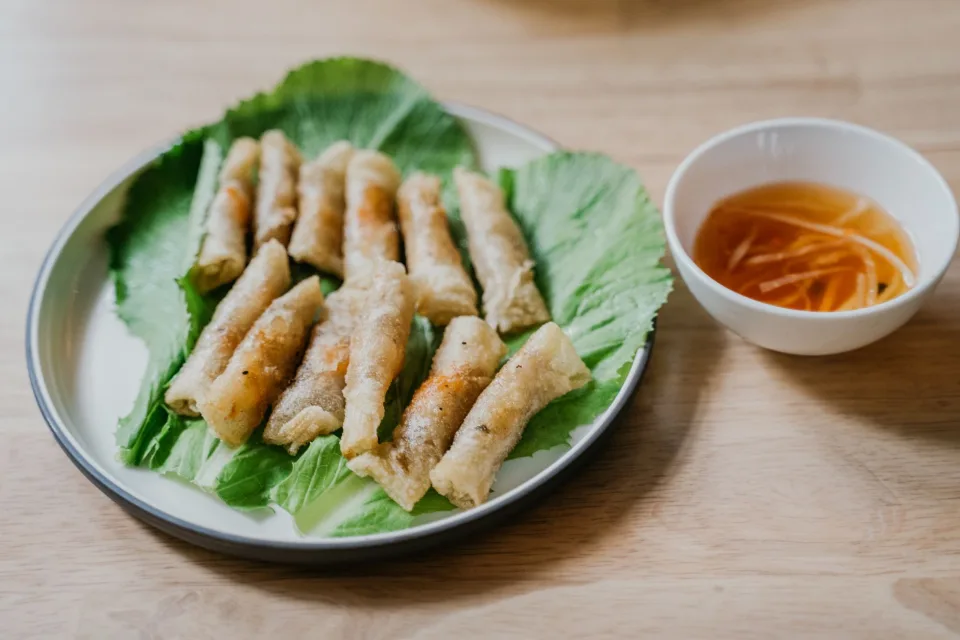 Bàn nướng đông khách tại Mộc Lam Quán